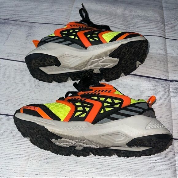 Skechers Boy’s Turbo Spike Galvor Yellow/Black - Picture 7 of 7